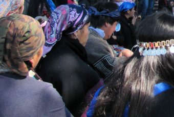 Denuncian desinformación de vocales de mesa respecto del voto de pueblos originarios